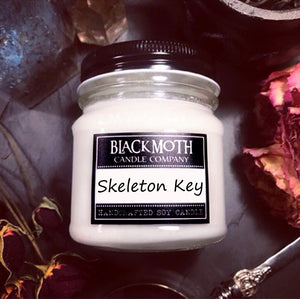 8 oz Skeleton Key Scented Soy Candle in Mason Jar